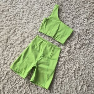 Girlfriend Collective Neon Green One-Shoulder Top & Bike Shorts Set | XXS